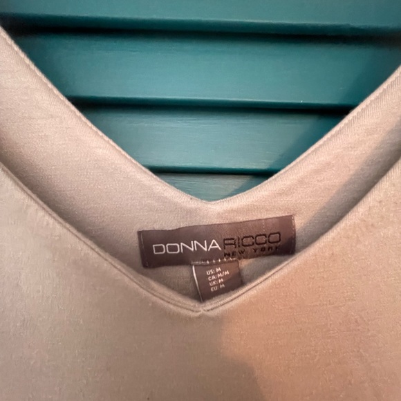 Sleeveless Donna Ricco Dress - Picture 2 of 2